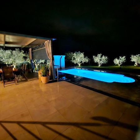 Naturia Holiday House Μεντουλίν Εξωτερικό φωτογραφία