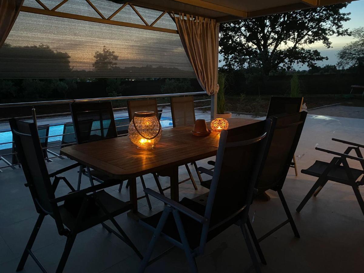 Naturia Holiday House Μεντουλίν Εξωτερικό φωτογραφία